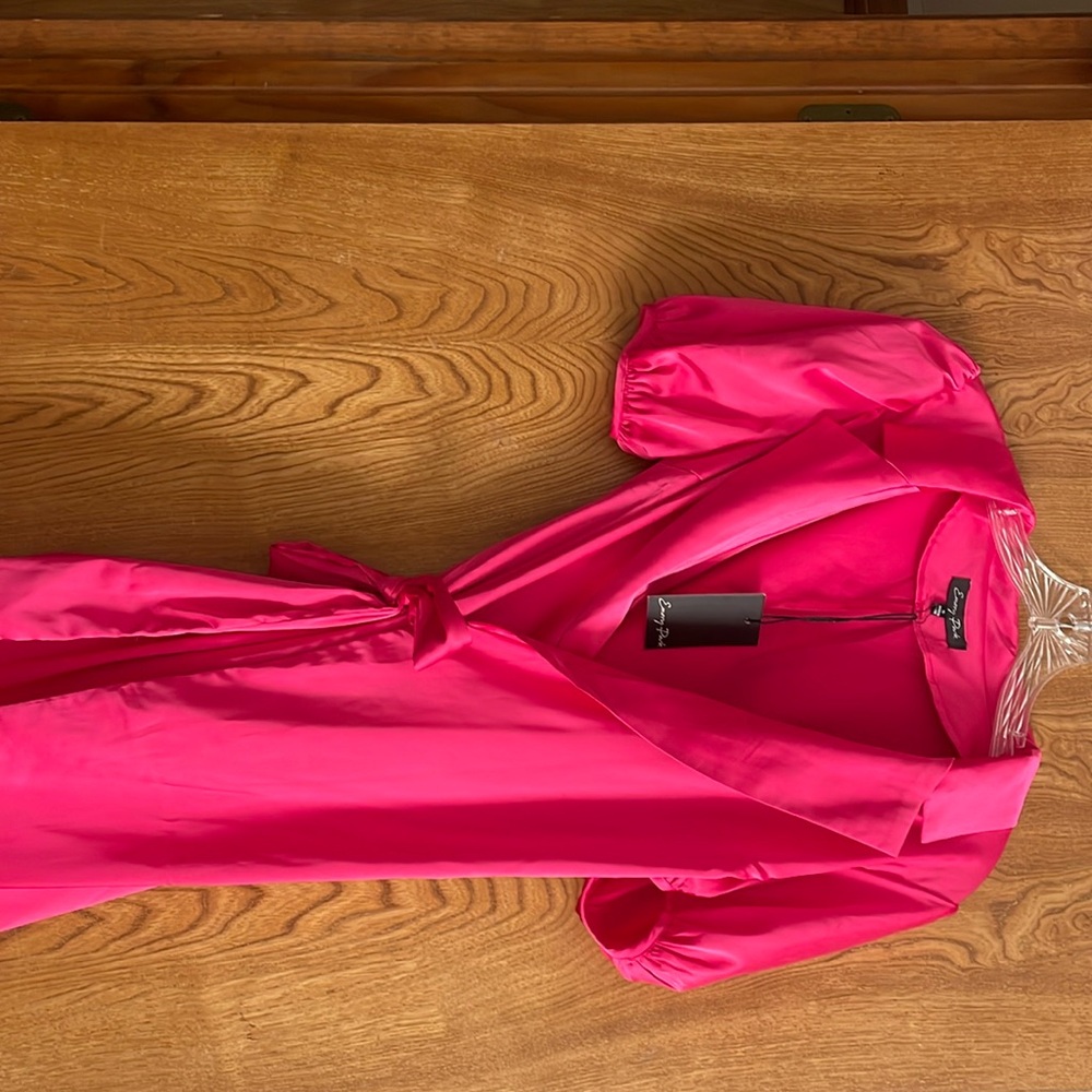 New with tags hot pink Emory Park mini wrap dress
